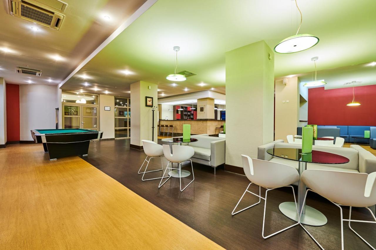 Hotel Clermont Ковасна Экстерьер фото